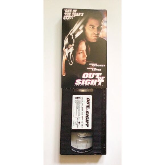 Out of Sight 1999 VHS George Clooney Jennifer Lopez American Crime Comedy - Picture 1 of 3